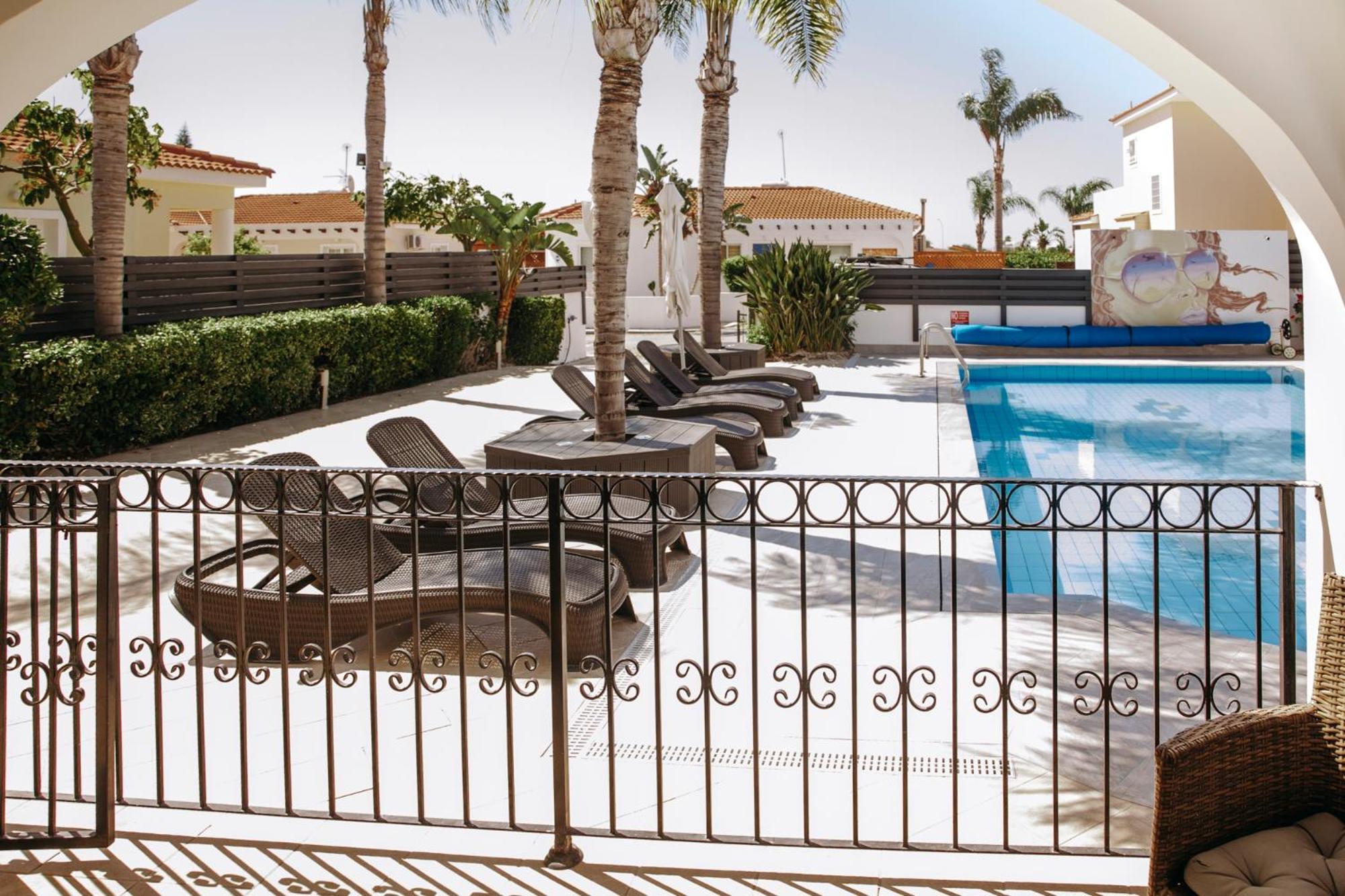 Sunset Villa Private Complex Heated Pool Ajia Napa Zewnętrze zdjęcie